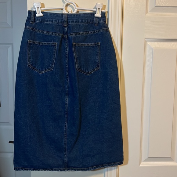 Full Button front Denim Skirt with pockets Small - Picture 3 of 8